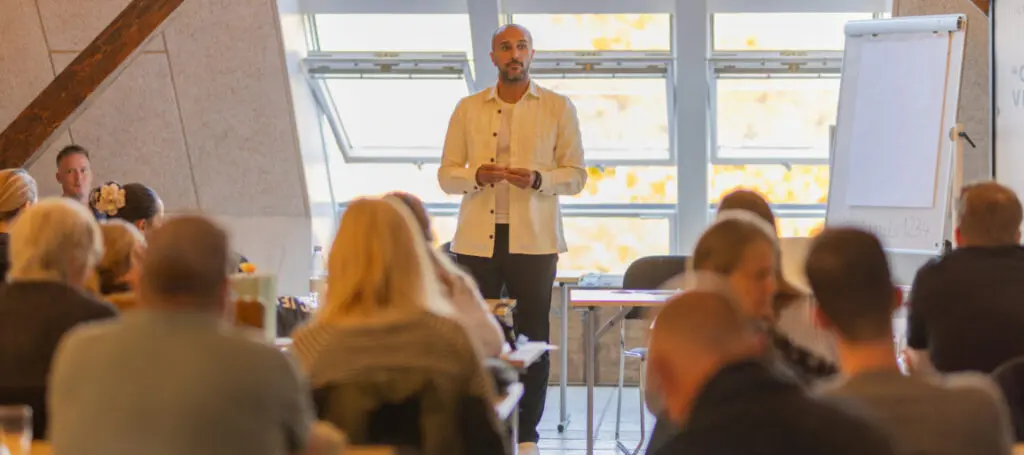 Har I brug for en konferencier? Her er, hvad I skal vide 1 FN0A8507 1152x512 2