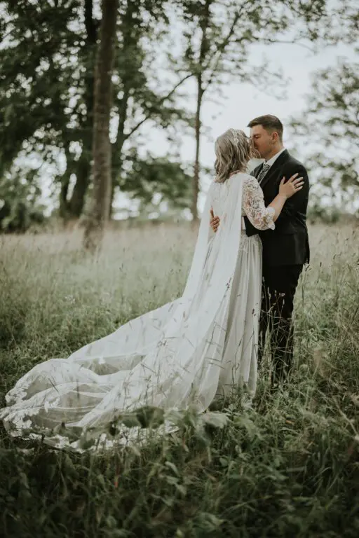 Annika & Victors amerikanske barnwedding 10 04 AV Portraet 009 512x768 1