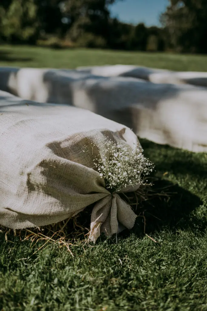 Lone <3 Azrin – Kærlighed på tværs af kontinenter: Det dansk-malaysiske sommerbryllup på godset 5 AL WeddingCopenhage Ceremony4of112 1