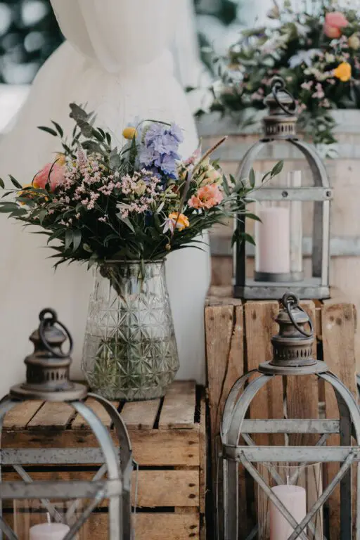 Her er alt, du skal vide om bryllupsblomster 1 AnneMette Niclas Bryllupsbilleder 2021 06 26 357 512x768 1