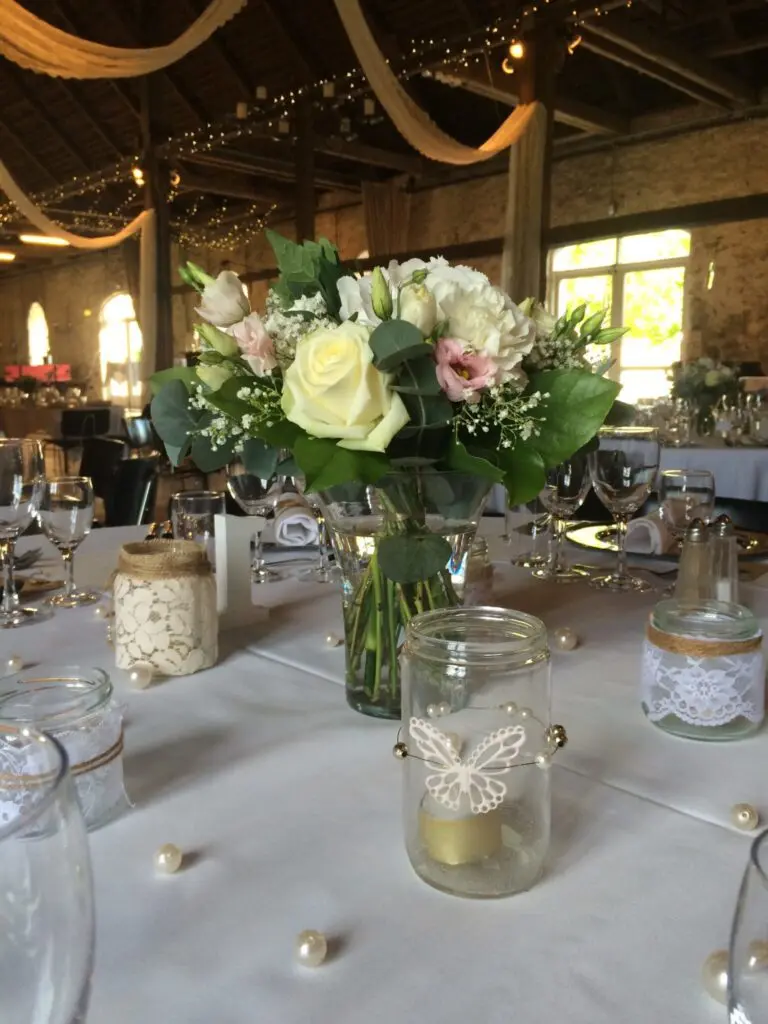 Smukke centerpieces: Giv jeres bryllupsmiddag en icebreaker 7 Bordbuket e1478086365228 rotated e1630583917685