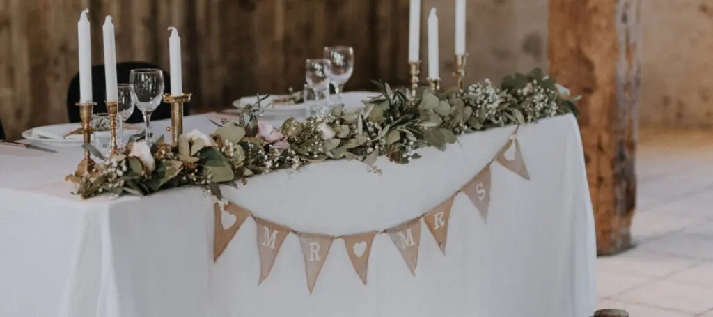 DSC9810 1 1152x512 1