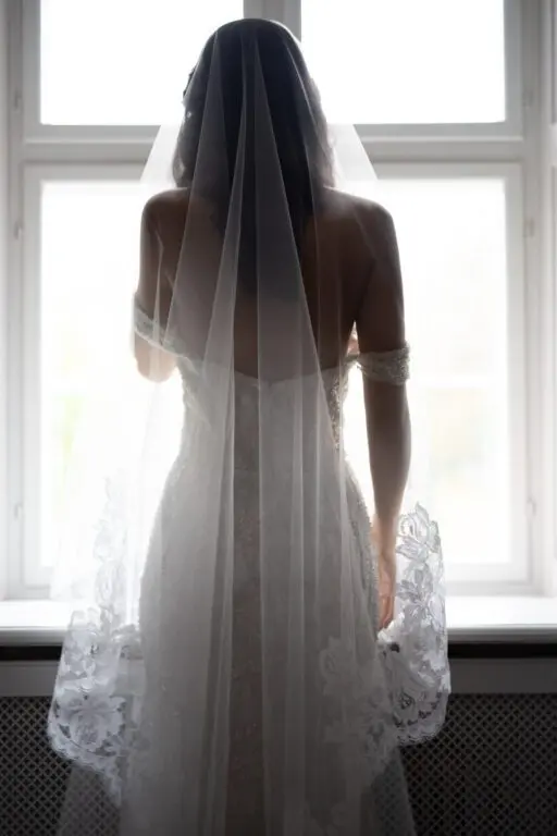 De bedste brudekjoler i 2023 6 Nordic Wedding 205 512x768 1