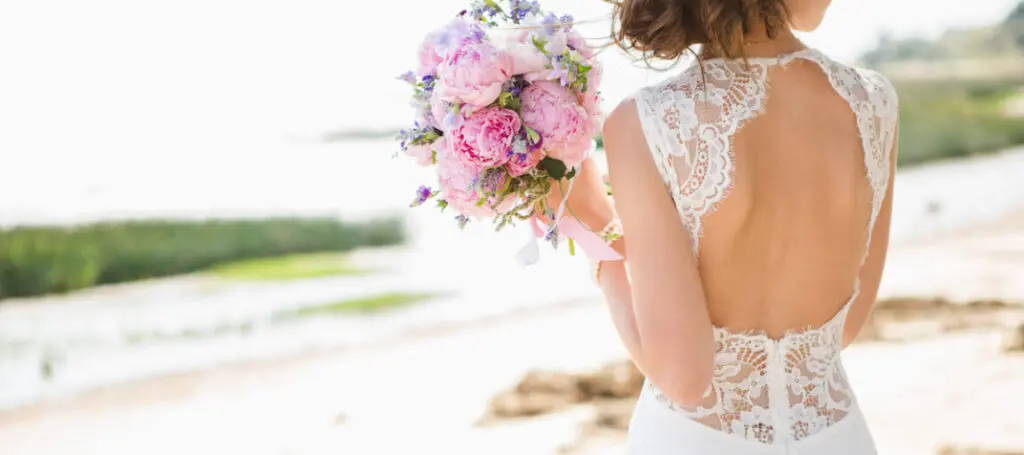 brudekjole 1200 600 1 1152x512 1