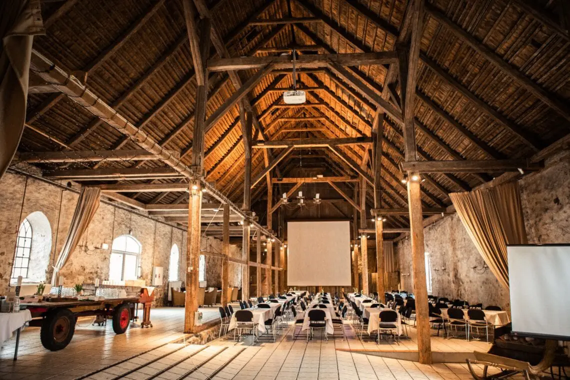 1877-Laden 2 Kursus1-1140x760