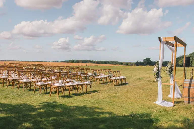 Bryllupsreportage: Nicoline & Julius Se hvad de ville have gjort anderledes, hvis de skulle planlægge alt igen 9 louise brian 27 768x512 1