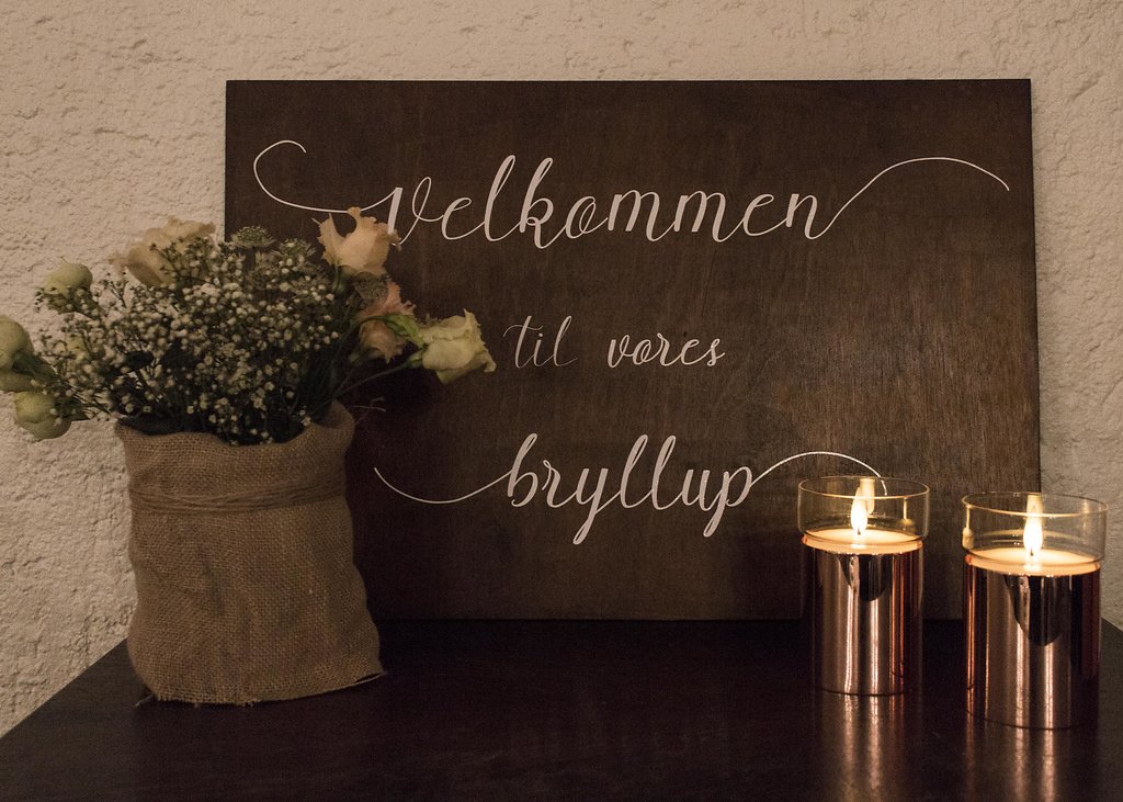 Træskilte til bryllup