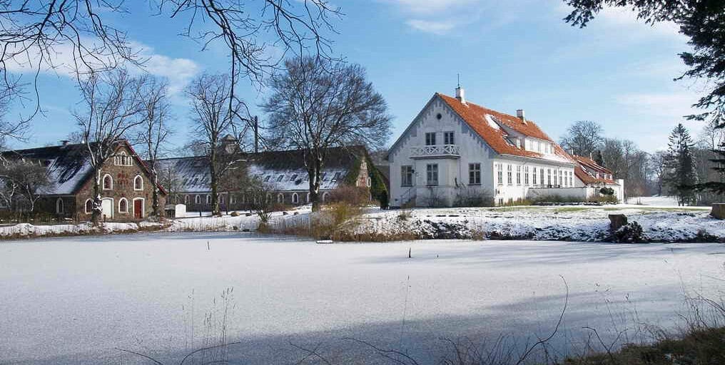 Sonnerupgaard Gods klædt i sne