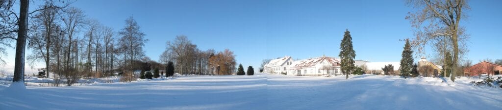 Sonnerupgaard Gods tager sig også godt ud i sne