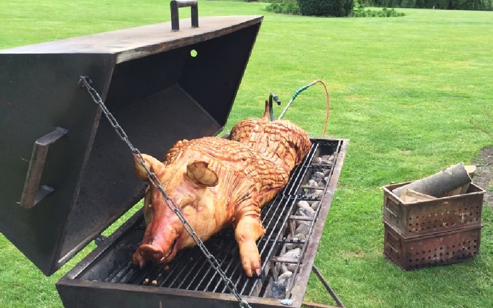 Helstegt pattegris i grill