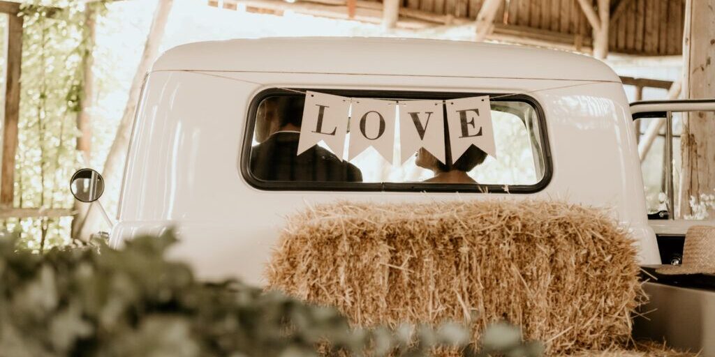 Ladvogn til bryllup med Love