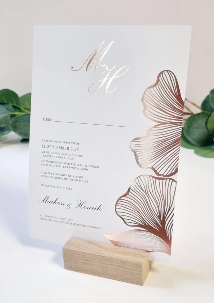 Cloud Celebration x Bryllupsbloggen: Bryllupsinvitationer 2025 5 Rose gold 3 scaled 1